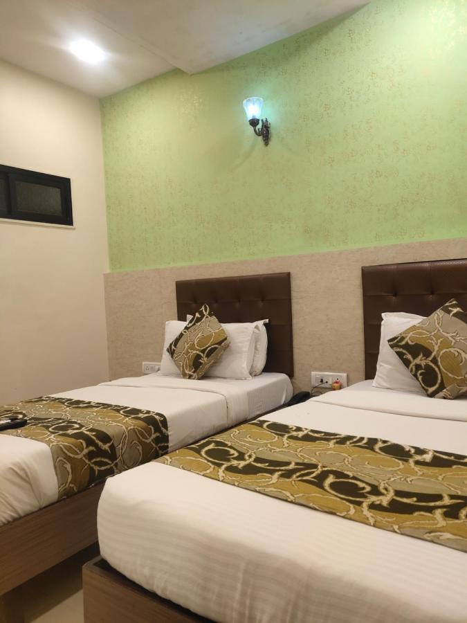 Hotel Golden Nest Popular Residency Mumbai Exterior photo